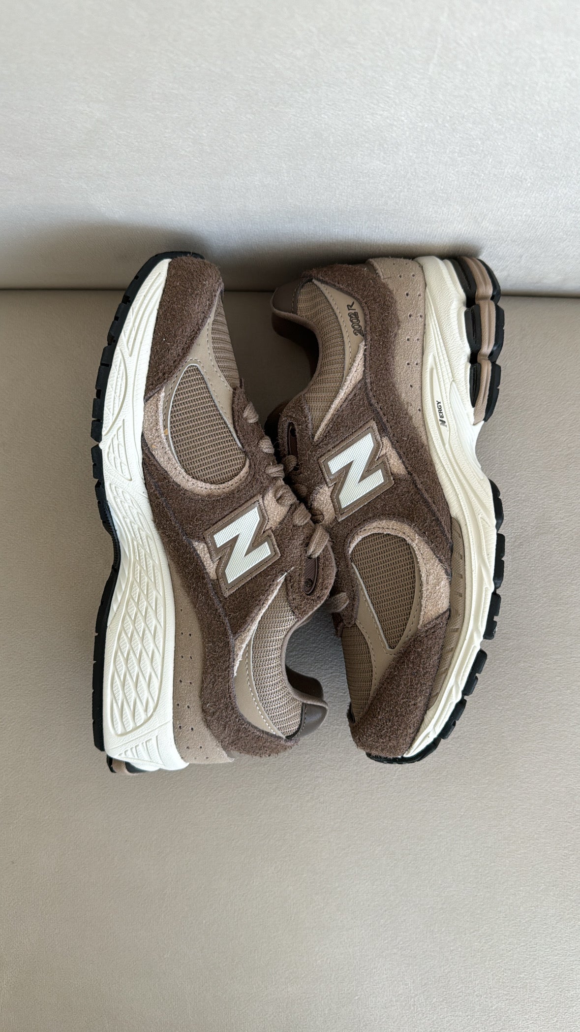 New Balance 2002R Brown