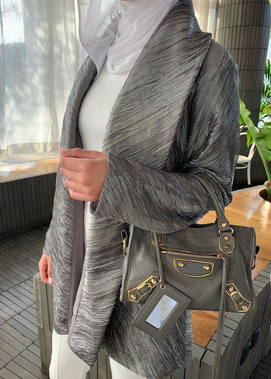 SILVER WAVES
