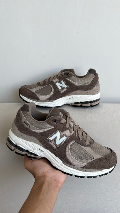 New Balance 2002R Brown