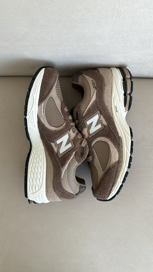 New Balance 2002R Brown