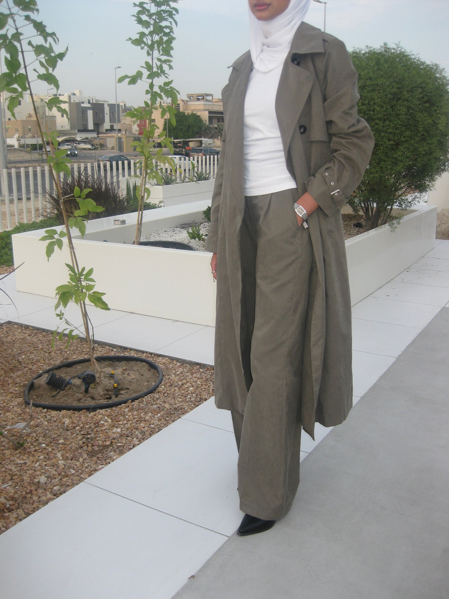 Taupe set