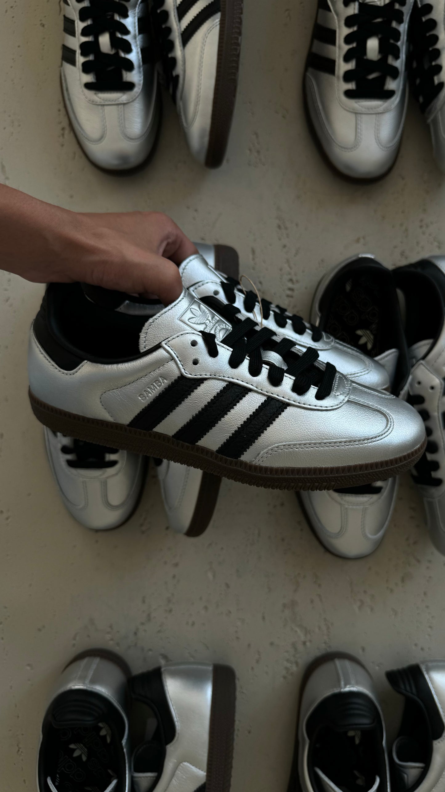 Adidas Samba OG metallic silver
