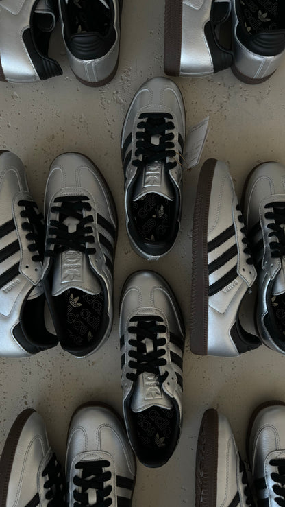 Adidas Samba OG metallic silver